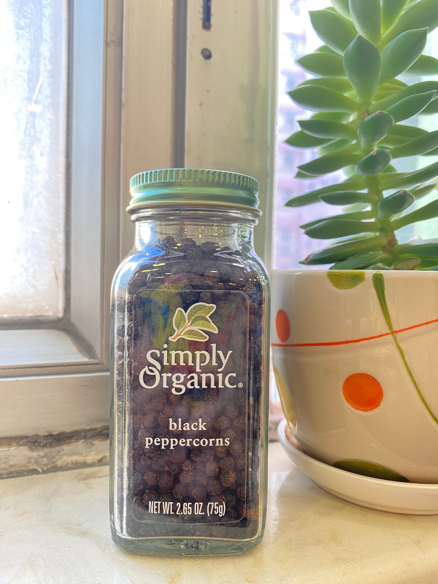 organic black peppercorns